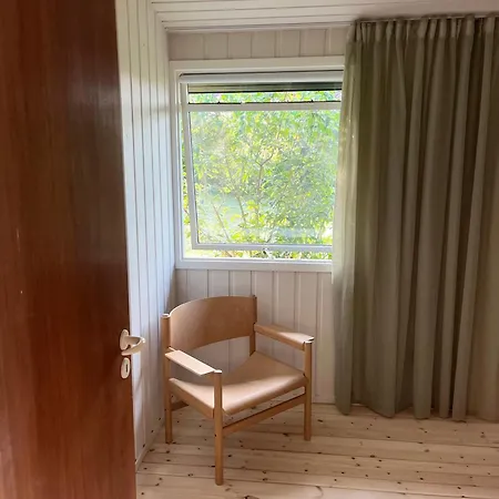 For Hele Familien Naer Hove